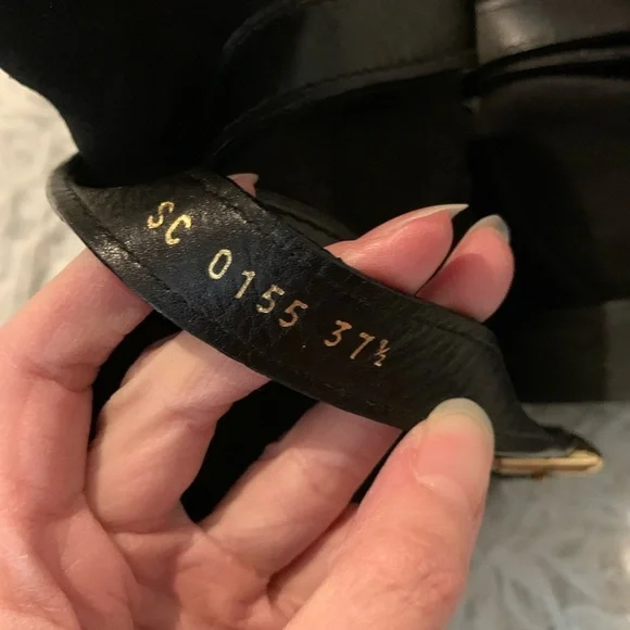 Louis Vuitton women shearling suede boots black - Picture 10 of 11